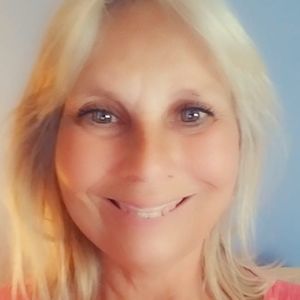 Meet your Posher, Starla